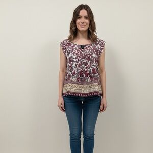 🔥2/$10 3/$12 Calvin Klein Jeans Red and Cream Paisley Blouse